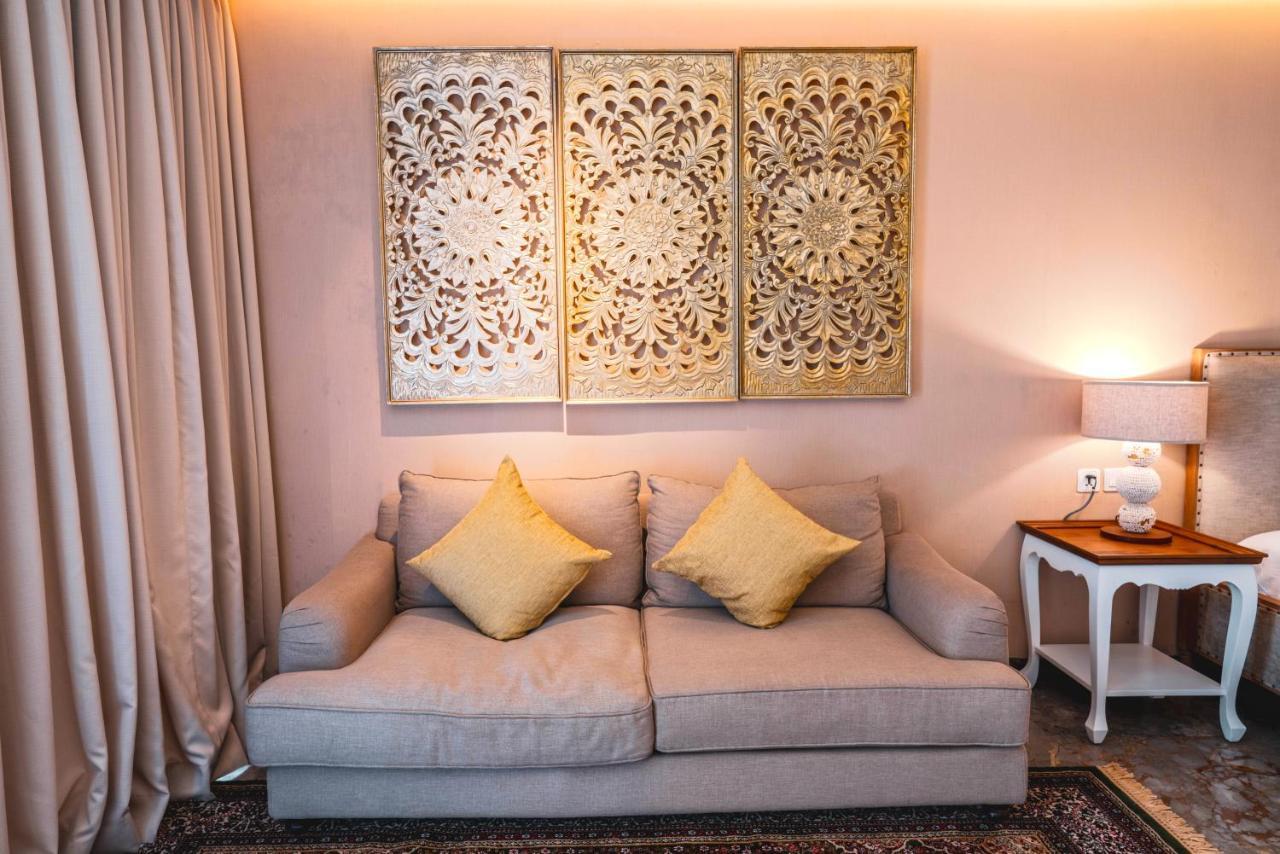 منتجع غويا البوتيكي أوبود المظهر الخارجي الصورة A sofa