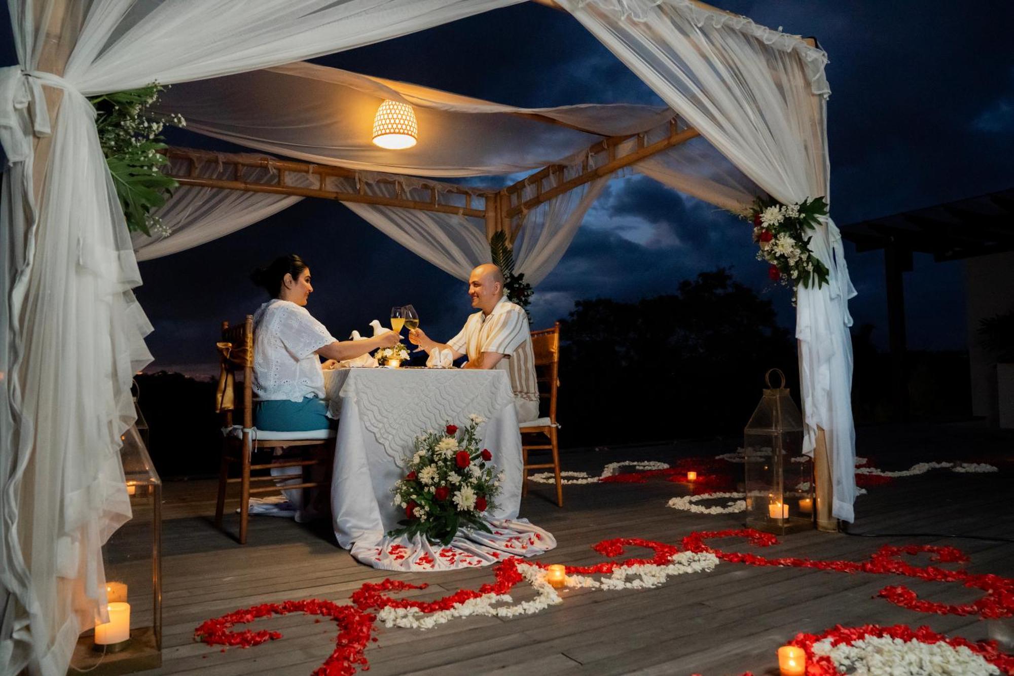 منتجع غويا البوتيكي أوبود المظهر الخارجي الصورة A romantic dinner in Bali